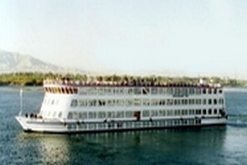El Fostat Nile Cruise facilities