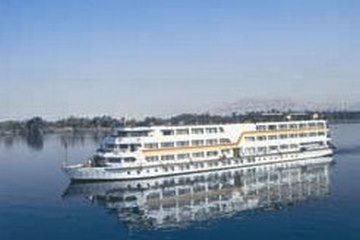 Giselle Cruise From Out Side