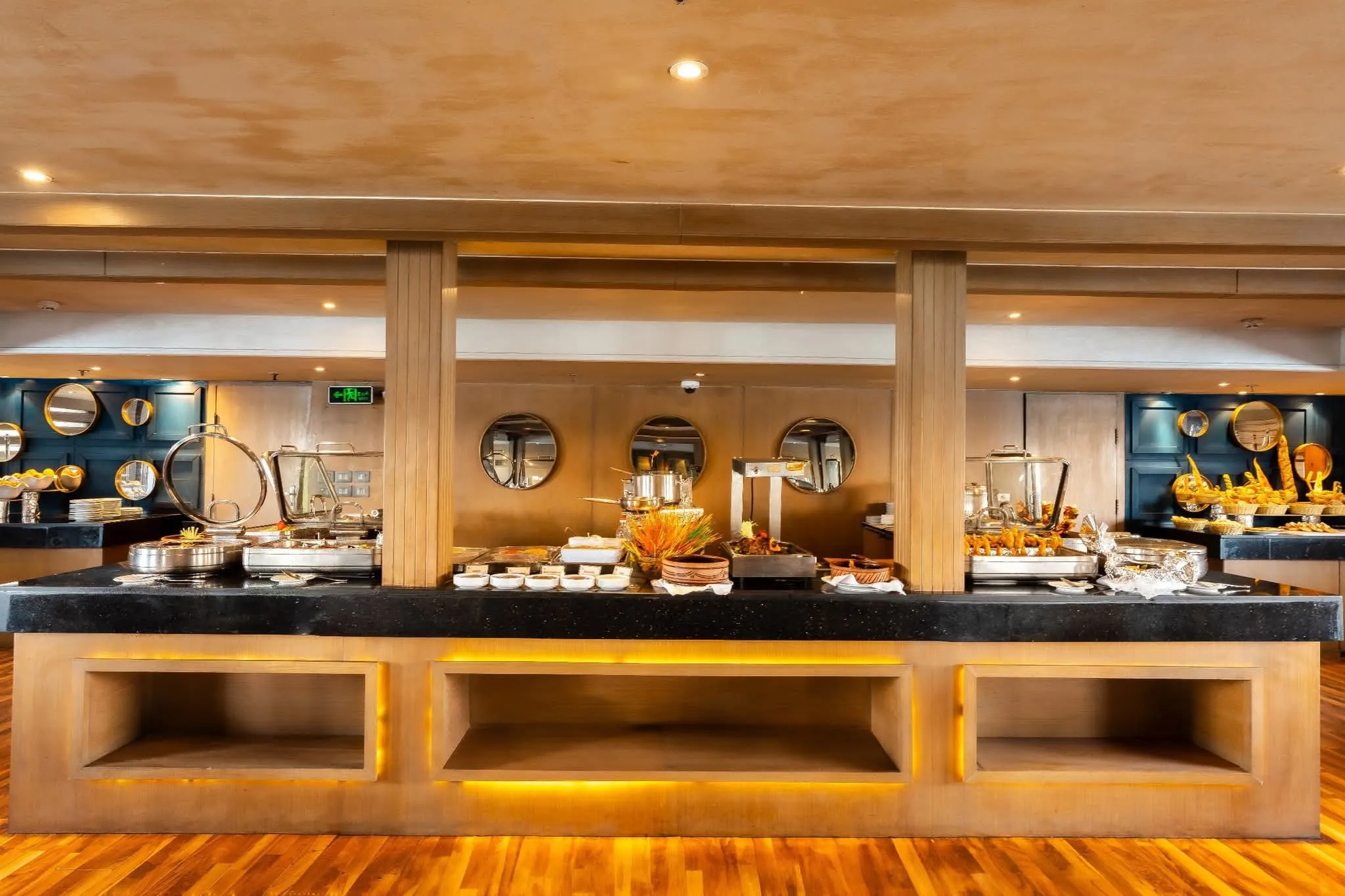 Lounge aboard the SUNRISE Semiramis III Nile Cruise Nile cruise