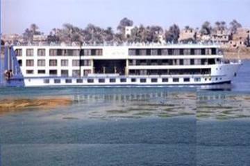 Laube De Nile Nile Cruise From Outside Laube De Nile Nile Cruise From Outside