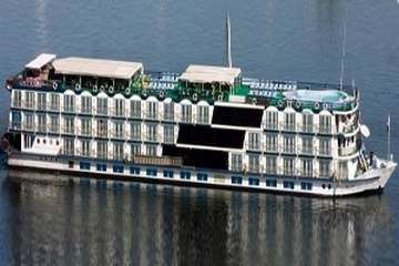 Monica Nile Cruise From Outside Monica Nile Cruise From Outside