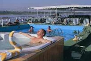 Pyramisa Vittoria Nile Cruise facilities