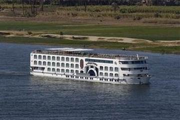 Royal Ruby Cruise From Out Side